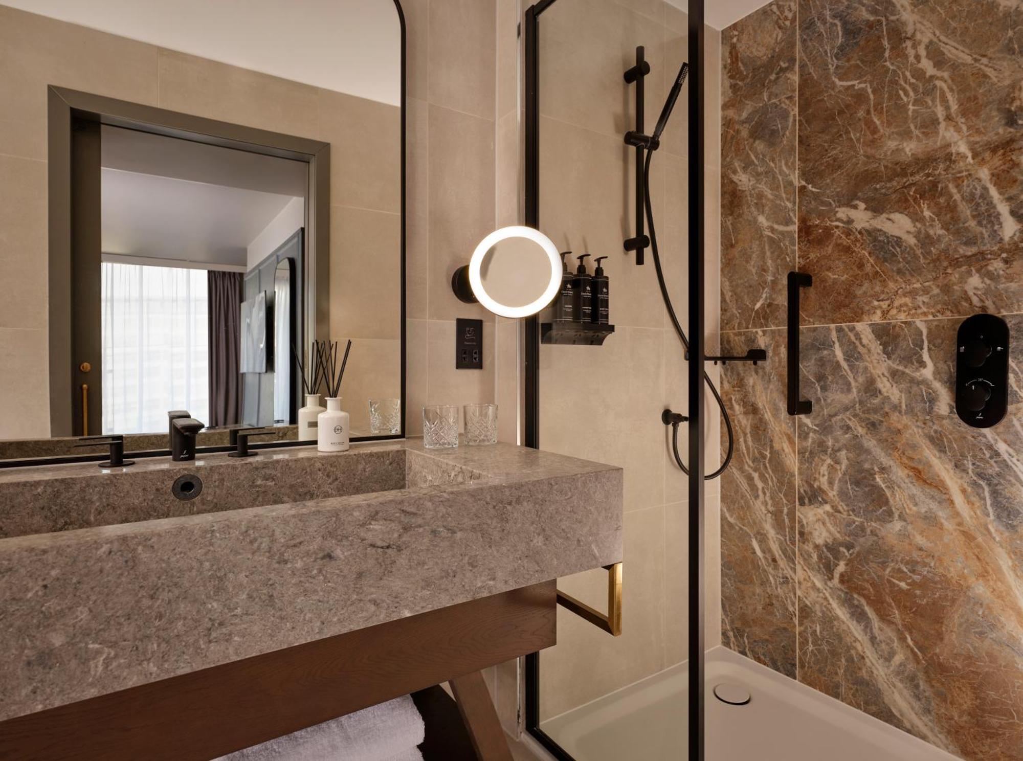 The Reach At Piccadilly, Manchester, A Tribute Portfolio Hotel Bagian luar foto